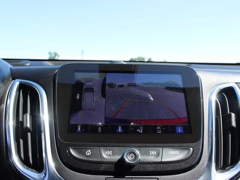 Used 2023 Chevrolet Equinox Premier AWD/4WD image 53
