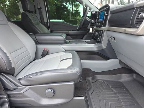 Used 2021 Ford F150 XLT AWD/4WD image 14
