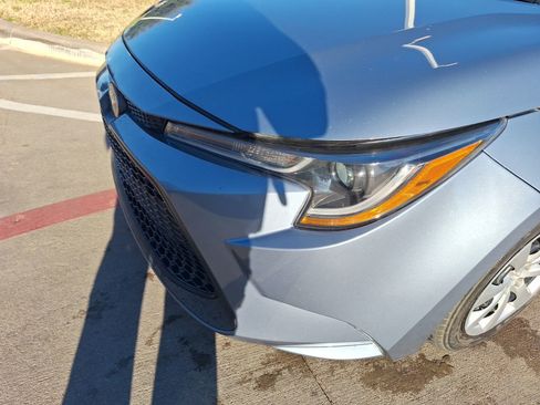 Used 2021 Toyota Corolla LE image 9