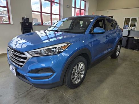 Used 2018 Hyundai Tucson SE AWD/4WD image 2