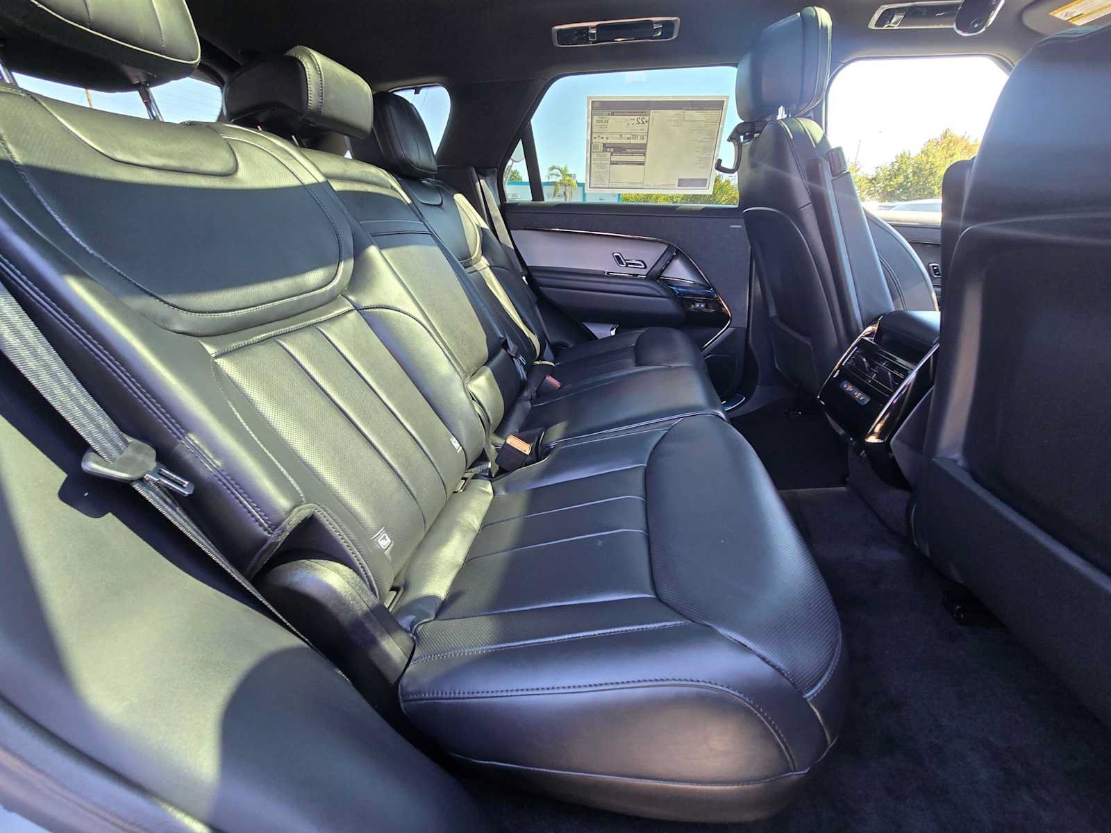 New 2027 Land Rover Range Rover Sport SE AWD/4WD image 12