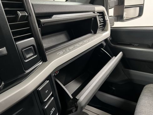 Used 2023 Ford F350 XLT w/ FX4 Off-Road Package image 48