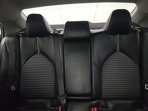 Used 2024 Toyota Camry SE FWD image 22