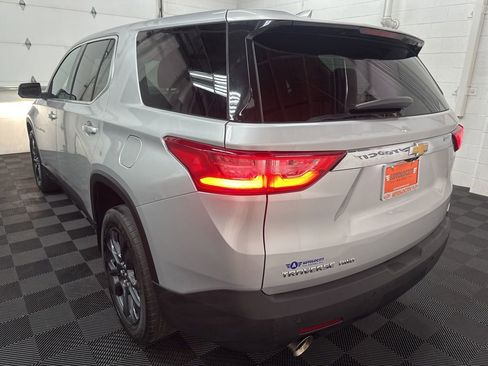 Used 2021 Chevrolet Traverse RS image 7