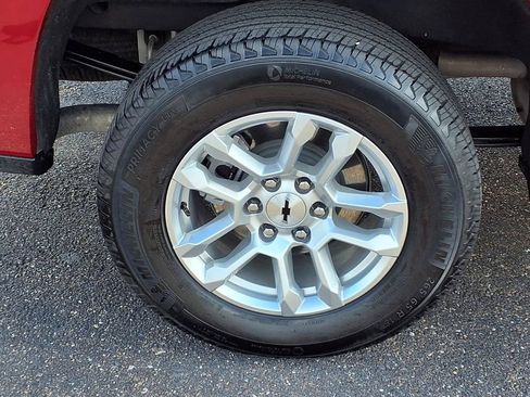 Used 2026 Chevrolet Silverado 1500 RST w/ LPO, Dark Essentials Package RWD image 9