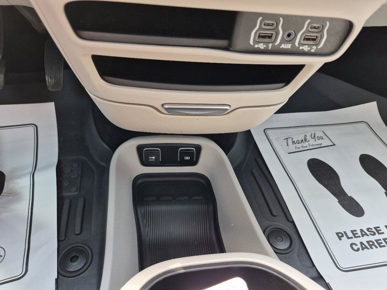 Used 2021 Chrysler Pacifica Touring-L FWD image 24