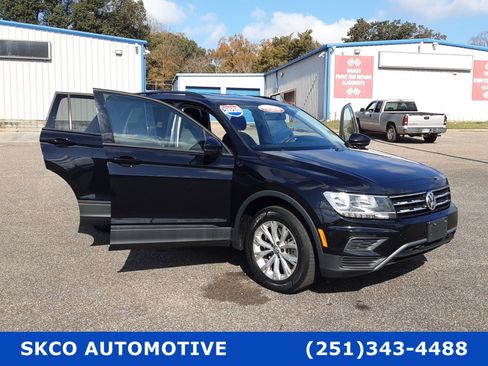 Used 2020 Volkswagen Tiguan S w/ 3rd Row Seat Package image 35