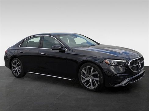 Certified 2025 Mercedes-Benz E 450 4MATIC Sedan image 10