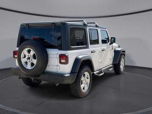 Used 2020 Jeep Wrangler Unlimited Sport S AWD/4WD image 11