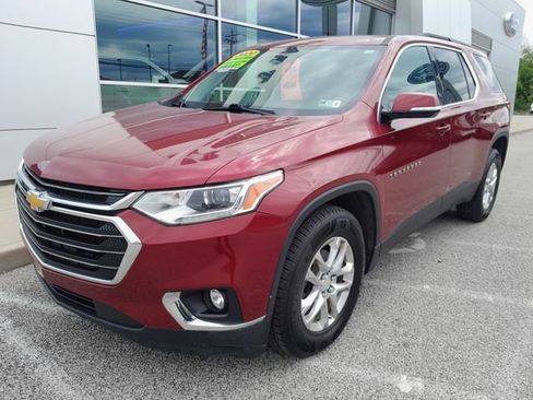 Used 2020 Chevrolet Traverse LT w/ LPO, Floor Liner Package AWD/4WD image 5
