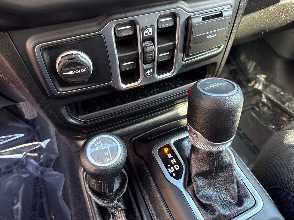 Used 2020 Jeep Gladiator Sport w/ Quick Order Package 24S AWD/4WD image 24