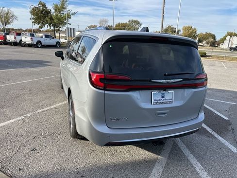 New 2026 Chrysler Pacifica Pinnacle w/ Trailer Tow Group image 26