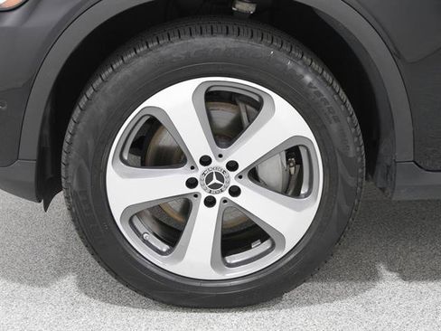 Used 2022 Mercedes-Benz GLC 300 4MATIC image 21