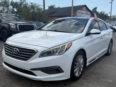Used 2015 Hyundai Sonata Limited w/ Option Group 05 FWD image 2