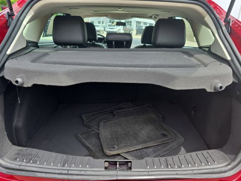 Used 2015 Ford Focus SE w/ Equipment Group 201A FWD image 12