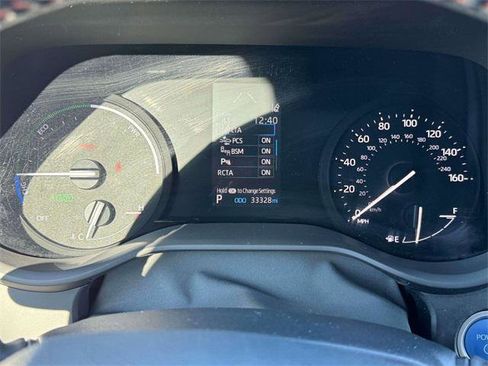 Certified 2022 Toyota Sienna XSE image 24