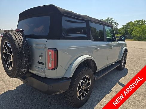 Used 2022 Ford Bronco Outer Banks AWD/4WD image 3