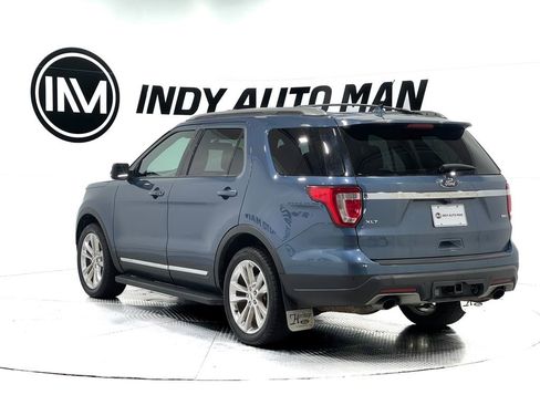 Used 2019 Ford Explorer XLT w/ Equipment Group 202A image 6