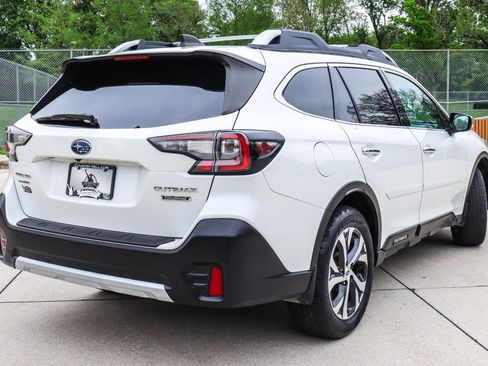 Used 2020 Subaru Outback Touring w/ Popular Package #2 AWD/4WD image 17