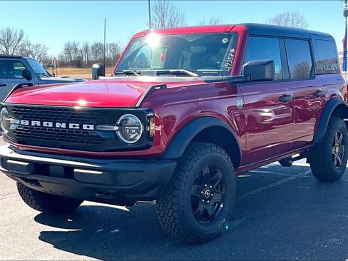 New 2025 Ford Bronco Big Bend image 2