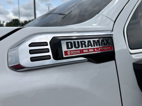 Used 2025 GMC Sierra 2500 Denali w/ Denali Reserve Package AWD/4WD image 17