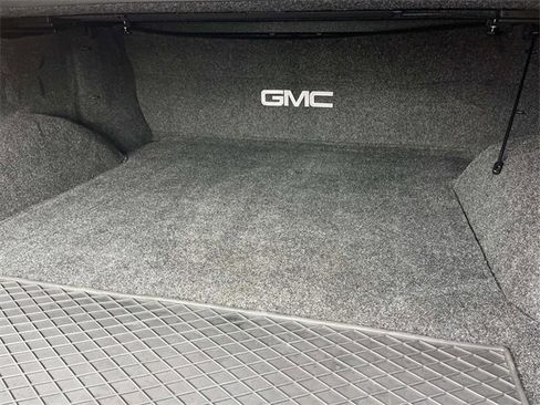 Used 2024 GMC Sierra 1500 Denali image 5
