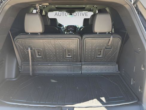 Used 2022 Chevrolet Traverse Premier w/ Redline Edition AWD/4WD image 36