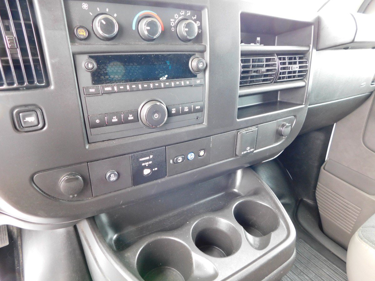 Used 2025 GMC Savana 2500 w/ Driver Convenience Package RWD image 17