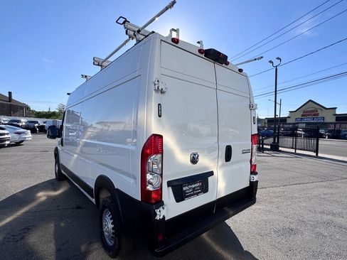 Used 2025 RAM ProMaster 2500 w/ Convenience Group FWD image 5