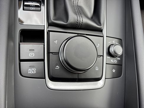 New 2026 MAZDA MAZDA3 s FWD image 33