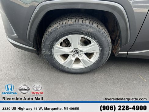 Used 2019 Toyota RAV4 XLE image 11