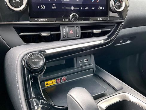Used 2025 Lexus NX 250 FWD w/ Accessory Package (Z1) image 35