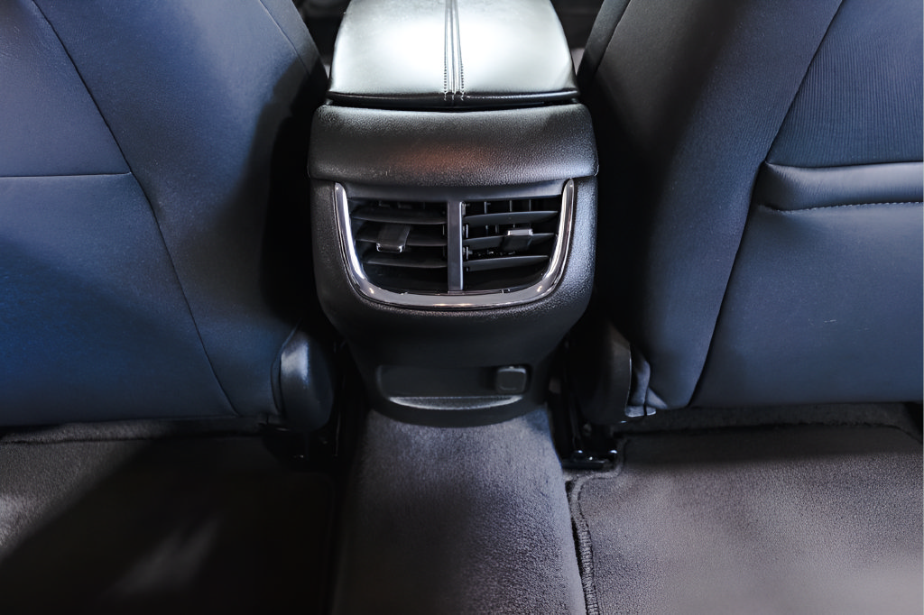 Used 2024 Chevrolet Malibu LT FWD image 30