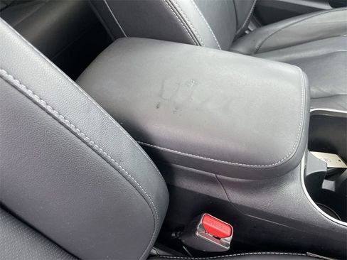 Certified 2022 Subaru Outback Limited image 31