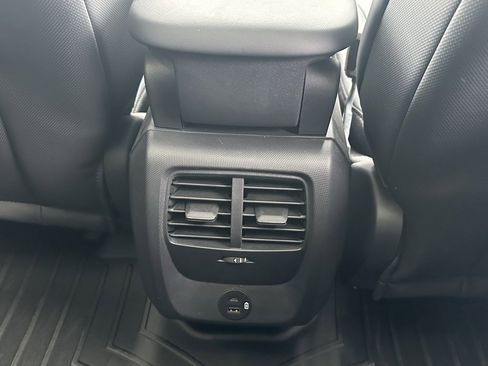 Used 2021 Ford Mustang Mach-E Premium image 19