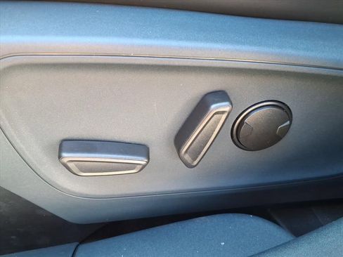 New 2026 Ford Maverick Lariat w/ Black Appearance Package image 15