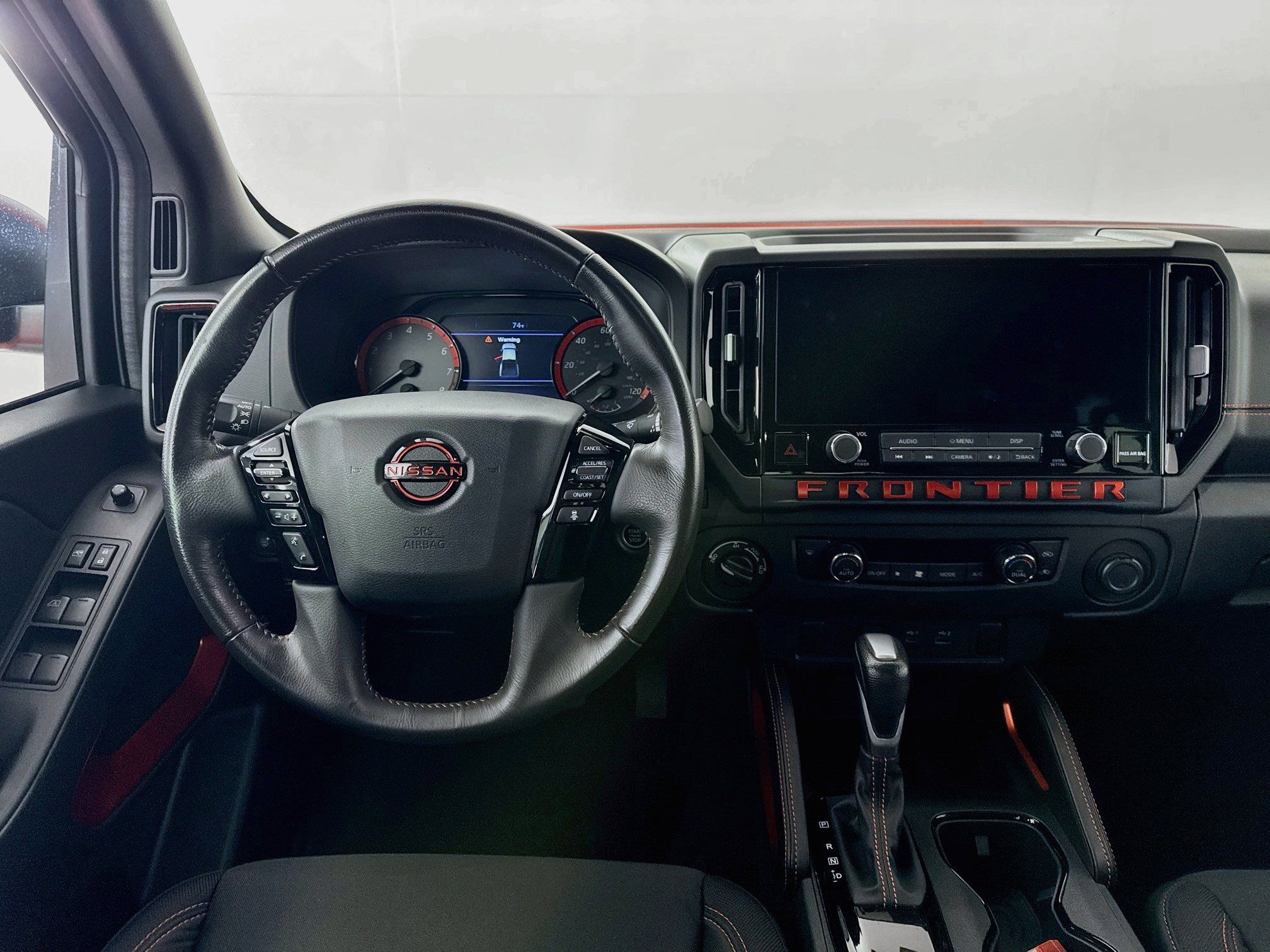 Used 2025 Nissan Frontier PRO-4X w/ Interior Protection Package AWD/4WD image 21