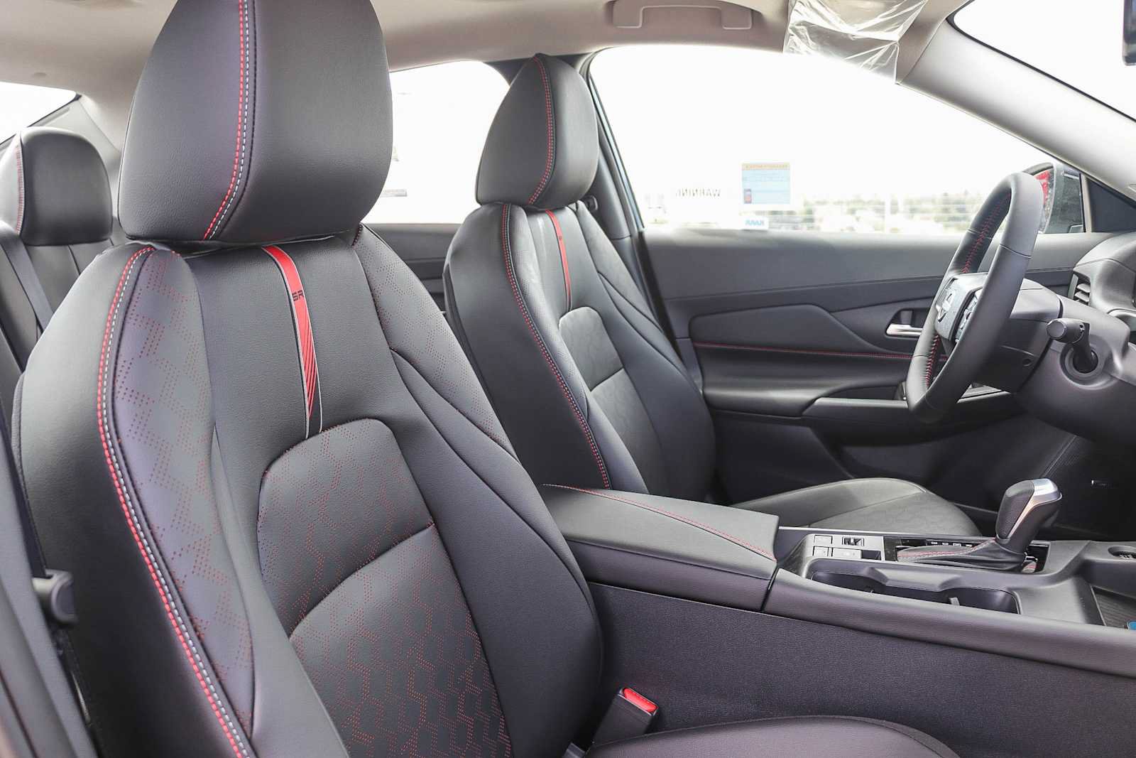 New 2027 Nissan Sentra SR w/ SR Premium Package FWD image 18
