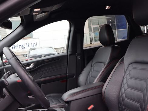 Used 2023 Ford Escape ST-Line Elite AWD/4WD image 14
