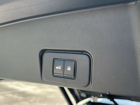 Certified 2021 Nissan Rogue SL w/ Premium Package FWD image 34