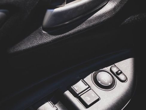 Used 2015 Honda Fit EX image 15