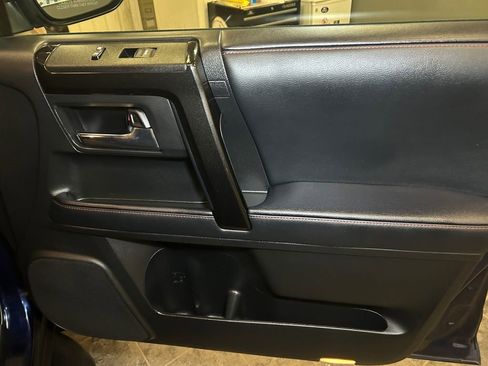 Certified 2020 Toyota 4Runner Venture AWD/4WD image 16