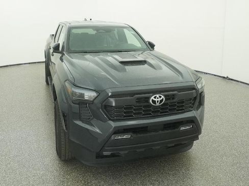 New 2025 Toyota Tacoma TRD Sport image 32