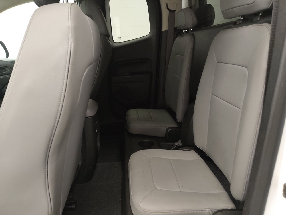Used 2022 Chevrolet Colorado W/T RWD image 18