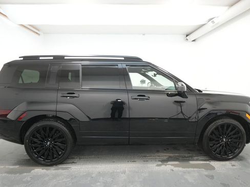 Used 2025 Hyundai Santa Fe Calligraphy image 10