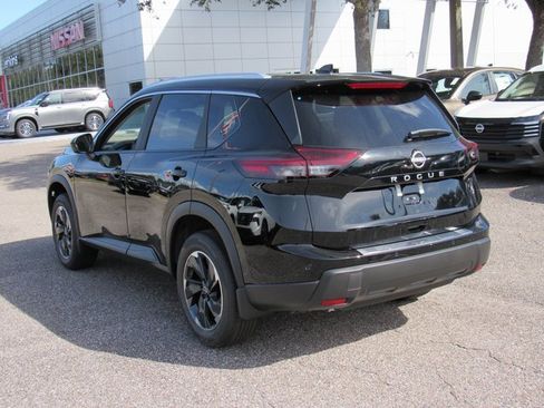 New 2026 Nissan Rogue SV image 5