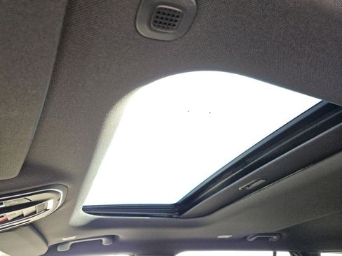 New 2025 Jeep Grand Cherokee L Altitude image 20