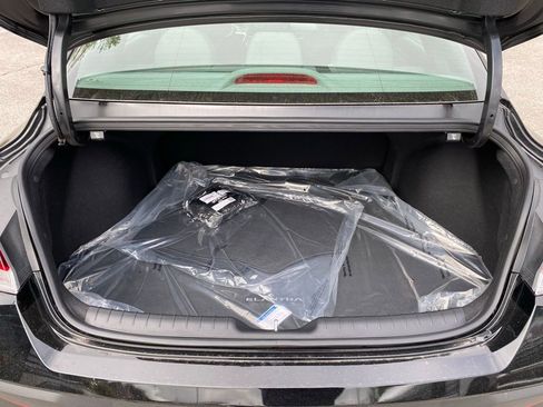 New 2026 Hyundai Elantra SE FWD image 29