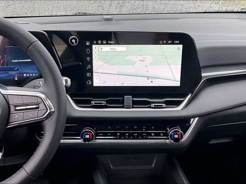 New 2026 Chevrolet Equinox LT w/ Convenience Package II FWD image 7