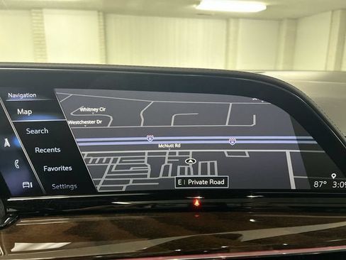 Used 2023 Cadillac Escalade Sport Platinum w/ LPO, ONYX Package AWD/4WD image 14